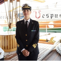 Foto Nicoloro G. 15/10/2018 Ravenna E\' ormeggiata nel porto di Ravenna la Nave Scuola \' A. Vespucci \' che ha da poco concluso la Campagna d\' istruzione 2018 che l\' ha portata, per la prima volta in 87 anni di vita, all\' attraversamento del Circolo Polare Artico. nella foto il Direttore di Macchina il tenente di vascello Manuela Buonocore.
