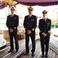 Foto Nicoloro G. 15/10/2018 Ravenna E\' ormeggiata nel porto di Ravenna la Nave Scuola \' A. Vespucci \' che ha da poco concluso la Campagna d\' istruzione 2018 che l\' ha portata, per la prima volta in 87 anni di vita, all\' attraversamento del Circolo Polare Artico. nella foto al centro il Comandante capitano di vascello Stefano Costantino con il tenente di vascello Gianluca Guarneri, capo servizio marinaresco, e Manuela Buonocore, direttore di macchina.