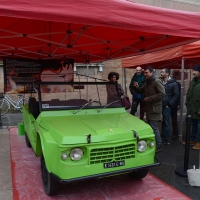 Foto Nicoloro G. 04/03/2017 Ravenna La Citroen Mehari di Giancarlo Siani, il giornalista assassinato dalla camorra, giunge a Ravenna, ultima tappa del suo ' Viaggio legale ' in Emilia Romagna. L' auto e' il simbolo di questa iniziativa che gode del patrocinio del Parlamento Europeo e attraverso diverse iniziative parla di legalita' e di contrasto alle infiltrazioni mafiose. nella foto la Mehari esposta in piazza del Popolo.