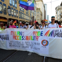 Foto Nicoloro G. 25/06/2016 Milano Manifestazione del Gay Pride con corteo e interventi dal palco. nella foto lo striscione lungo il corteo del gruppo di sordomuti.