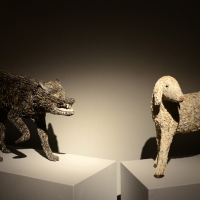 Foto Nicoloro G. 10/11/2017 Ravenna In corso al MAR ( Museo d' Arte di Ravenna ) la quinta edizione della Rassegna Biennale di Mosaico Contemporaneo dal titolo ' Montezuma, Fontana, Mirko. La scultura in mosaico dalle origini ad oggi '. nella foto alcune sculture in esposizione.