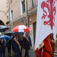 Foto Nicoloro G. 10/09/2017 Ravenna Celebrazione del 696° anniversario della morte del Sommo Poeta con l' intervento del sindaco di Firenze. nella foto i sindaci di Ravenna e Firenze, rispettivamente Michele de Pascale e Dario Nardella alla testa del corteo.