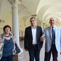 Foto Nicoloro G. 25/07/2017 Ravenna Presentazione del programma dell' edizione 2017 dell' evento ' Dante 2021 ', ricorrenza del VII centenario della morte del Sommo Poeta. Questa edizione che si svolgera' dal 13 al 17 settembre ha per titolo ' il lungo studio e il grande amore '. nella foto da sinistra l' assessore Elsa Signorino, il sindaco di Ravenna Michele de Pascale e il presidente ABI Antonio Patuelli.
