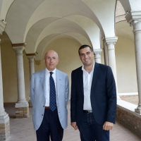 Foto Nicoloro G. 25/07/2017 Ravenna Presentazione del programma dell' edizione 2017 dell' evento ' Dante 2021 ', ricorrenza del VII centenario della morte del Sommo Poeta. Questa edizione che si svolgera' dal 13 al 17 settembre ha per titolo ' il lungo studio e il grande amore '. nella foto il presidente ABI Antonio Patuelli, a sinistra, e il sindaco di Ravenna Michele de Pascale.