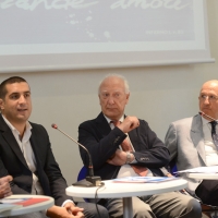 Foto Nicoloro G. 25/07/2017 Ravenna Presentazione del programma dell\' edizione 2017 dell\' evento \' Dante 2021 \', ricorrenza del VII centenario della morte del Sommo Poeta. Questa edizione che si svolgera\' dal 13 al 17 settembre ha per titolo \' il lungo studio e il grande amore \'. nella foto da sinistra il sindaco di Ravenna Michele de Pascale, il presidente della Fondazione Cassa di Risparmio di Ravenna Ernesto Giuseppe Alfieri e il presidente ABI Antonio Patuelli.