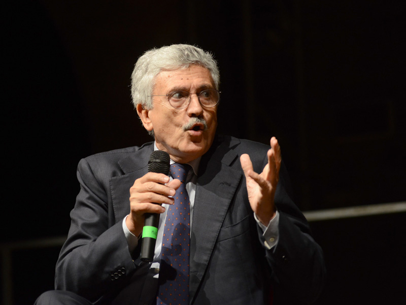 Foto Nicoloro G. 10/10/2016 Ravenna L\' onorevole Massimo D\' Alema a Ravenna per esporre le sue ragioni per il NO al referendum. nella foto l\' onorevole Massimo D\' Alema.