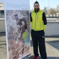 Foto Nicoloro G. 17/12/2017 Ravenna L\' atleta senza una gamba Roberto Bruzzone tentera\' un\' impresa da guinness, denominata Forrest Gamb Endurance, percorrendo 100 chilometri in 24 ore. Parte dalla Darsena della citta\' romagnola seguendo un itinerario prestabilito che lo riportera\' a Ravenna. Se dovesse andare a buon fine quest\' impresa si aggiungera\' ad altre gia\' compiute tra le quali spiccano l\' ascesa del monte Aconcagua, la traversata del deserto della Namibia, la traversata dal Peru\' alla Bolivia. nella foto Roberto Bruzzone.