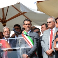 Foto Nicoloro G. 02/08/2016 Bologna, Trentaseiesimo anniversario della strage alla stazione di Bologna. nella foto Al centro il sindaco Valerio Merola, a sinistra il Sottosegretario Claudio De Vincenti, a destra, Paolo Bolognesi.