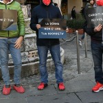 Foto Nicoloro G.   27/11/2021   Ravenna    Flash mob \' Uomini in scarpe rosse \'. Un corteo di uomini con scarpe rosse ha sfilato nel centro di Ravenna per dire No alla violenza sulle donne. nella foto un momento lungo il corteo.