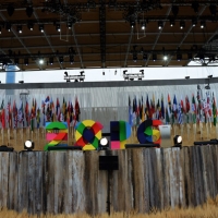 Foto Nicoloro G.   01/05/2015  Milano   Al via l\' Expo Milano 2015, l\' Esposizione Internazionale che l\'Italia ospiterà dal primo Maggio al 31 Ottobre 2015. nella foto sul palco esposte tutte le bandiere delle Nazioni partecipanti.