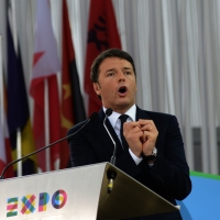 Foto Nicoloro G.   01/05/2015  Milano   Al via l\' Expo Milano 2015, l\' Esposizione Internazionale che l\'Italia ospiterà dal primo Maggio al 31 Ottobre 2015. nella foto il premier Matteo Renzi.