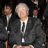 Foto Nicoloro G. 17/10/2011 Milano Edizione 2011 di Altagamma Monitor ovvero osservatorio mondiale della Fondazione Altagamma sui mercati del lusso. Lo studio quest’ anno si e’ allargato alle automobili, ai vini, alla nautica, agli hotel, al cibo gourmet e agli arredamenti d’ interni. nella foto Davide Rampello