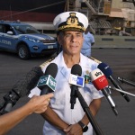 12/08/2022  Ravenna  E' approdata nel porto di Ravenna la prima nave proveniente dall' Ucraina con un carico di 15mila tonnellate di mais per uso zootecnico. nella foto il comandante della Guardia Costiera Francesco Cimmino.
