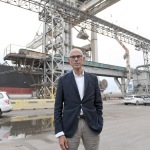 12/08/2022  Ravenna  E' approdata nel porto di Ravenna la prima nave proveniente dall' Ucraina con un carico di 15mila tonnellate di mais per uso zootecnico. nella foto Andrea Gentile a.d. dei Docks Cereali dove scarica il mais la nave Rojen.