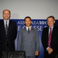 Foto Nicoloro G. 29/06/2012 Ravenna Si e’ svolta l’ annuale assemblea generale di Confindustria Ravenna alla presenza del ministro dello Sviluppo Economico, Corrado Passera, e del presidente di Confindustria, Giorgio Squinzi. nella foto Corrado Passera – Giorgio Squinzi