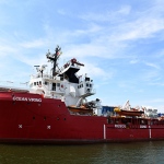 Foto Nicoloro G.   16/07/2025   Ravenna   E\' attraccata  al porto di Ravenna la nave ong Ocean Viking con a bordo soltanto 16 migranti salvati davanti alle coste libiche. nella foto la nave ong Ocean Viking.