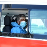 Foto Nicoloro G.   16/07/2025   Ravenna   E' attraccata  al porto di Ravenna la nave ong Ocean Viking con a bordo soltanto 16 migranti salvati davanti alle coste libiche. nella foto una migrante.