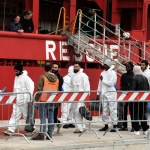 Foto Nicoloro G.     30/10/2023   Ravenna   Sbarcata a Marina di Ravenna la nave Ocean Viking con a bordo 47 migranti di cui 29 tratti in salvo al largo della Libia e 18 soccorsi durante la navigazione verso Ravenna. Tra tutti ci sono 11 minori non accompagnati di cui due saranno destinati a Matera  in una struttura del progetto FAMI. nella foto alcuni migranti appena sbarcati.