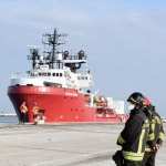 Foto Nicoloro G.   31/12/2022   Porto Corsini ( Ravenna )   La nave Ocean Viking con 113 migranti a bordo ha attraccato alla banchina del Terminal Crociere di Porto Corsini. nella foto la Ocean Viking al suo arrivo.