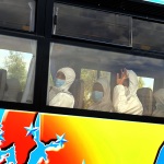 Foto Nicoloro G.   13/05/2025   Ravenna   E' approdata nel porto di Ravenna la nave ong tedesca Humanity 1 con a bordo 125 migranti. Tra tutti anche 4 donne e circa 50 minori non accompagnati. La maggior parte provenienti dall' Eritrea e dall' Etiopia, ma anche dal Sudan, dall' Efitto e dal Pakistan. Nei racconti dei migranti le testimonianze delle tante difficolta' per sfuggire alle guerre prima e alle torture dei libici dopo. Alcuni hanno raccontato di essere stati rapiti e venduti come schiavi. nella foto i migranti con un autobus vengono trasferiti in un centro dove saranno sottoposti ad accurate visite mediche e all' identificazione da parte della Polizia.