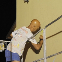 Foto Nicoloro G. 15/09/2011 Dozza ( Bologna ) Ventitreesima edizione della Biennale del Muro Dipinto, manifestazione di arte contemporanea che vede impegnati alcuni artisti scelti tra numerosi che propongono bozzetti per ornare le facciate delle case del borgo medievale in provincia di Bologna. Iniziativa nata nel 1960 e che vede il contributo del Museo d’ Arte Moderna di Bologna. nella foto Bruno Benuzzi