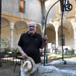 Foto Nicoloro G.   16/06/2022   Ravenna   Il 16 giugno e\' il \' Bloomsday \' giornata internazionale che celebra l\' Ulisse di James Joyce a cento anni dalla pubblicazione.Nello specifico il 16 giugno e\' la giornata in cui si svolgono i fatti narrati nel capolavoro di J. Joyce. nella foto uno dei relatori il matematico e scienziato Paolo Albani.