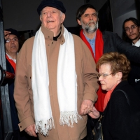 Foto Nicoloro G. 30/05/2013 Milano E' stata allestita nel Piccolo Teatro di via Rovello la camera ardente per Franca Rame, l' attrice si è spenta a 84 anni nella sua casa di Porta Romana a Milano. nella foto Dario Fo – Jacopo Fo