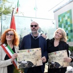 Foto Nicoloro G.   01/10/2022   Conselice ( RA )   Celebrazione del XVI° anniversario del monumento alla stampa clandestina e alla liberta\' di stampa. nella foto da sinistra la sindaca Paola Pula e i giornalisti Nello Scavo e Stefania Battistini che ricevono il riconoscimento \' Liberta\' di Stampa \'.