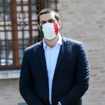 Foto Nicoloro G.   01/05/2020   Ravenna   Celebrazione del Primo Maggio. Con il messaggio ' Il lavoro in sicurezza per costruire il futuro ' si e' svolta la celebrazione della Festa dei lavoratori in una piazza praticamente deserta come voluto dalle disposizioni vigenti. nella foto il sindaco di Ravenna Michele de Pascale.