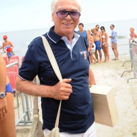 Foto Nicoloro G.  15/08/2012 Cervia (Ravenna)  Diciottesima edizione di ”Cervia, la spiaggia ama il libro“, tradizionale appuntamento di Ferragosto che vede gli scrittori sbarcare sulla spiaggia di Cervia portati da antiche barche a vela. nella foto Luca Goldoni