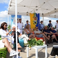Foto Nicoloro G. 15/08/2013 Cervia ( Ravenna ) Ventunesima edizione di " Cervia, la spiaggia ama il libro " che si conclude il giorno di Ferragosto con il tradizionale sbarco degli scrittori sulla spiaggia davanti al Grand Hotel della cittadina romagnola. nella foto Il gruppo di scrittori e giornalisti