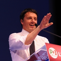 Foto Nicoloro G. 01/02/2013 Firenze Evento di grande importanza, forse unico, che vede insieme in questa campagna elettorale il sindaco di Firenze e il segretario generale del PD. nella foto Matteo Renzi  