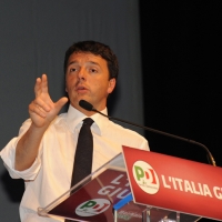 Foto Nicoloro G. 01/02/2013 Firenze Evento di grande importanza, forse unico, che vede insieme in questa campagna elettorale il sindaco di Firenze e il segretario generale del PD. nella foto Matteo Renzi  
