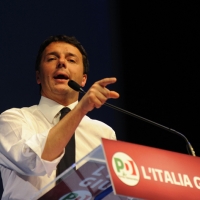 Foto Nicoloro G. 01/02/2013 Firenze Evento di grande importanza, forse unico, che vede insieme in questa campagna elettorale il sindaco di Firenze e il segretario generale del PD. nella foto Matteo Renzi      