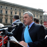 Foto Nicoloro G. 25/04/2012 Milano Commemorazione del XXV Aprile, Festa della Liberazione, con corteo e comizio in piazza Duomo. nella foto Guido Podestà