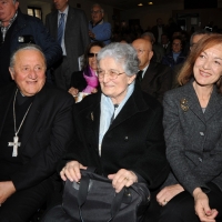 Foto Nicoloro G. 17/04/2012 Ravenna Commemorazione di Benigno Zaccagnini, a cento anni dalla sua nascita, alla presenza dei famigliari, delle autorita' cittadine e del leader dell' UDC Pier Ferdinando Casini. nella foto Giuseppe Verucchi, Arcivescovo di Ravenna – Anna Zaccagnini – Livia Zaccagnini