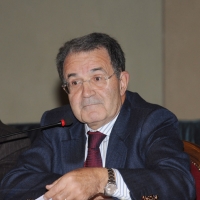 Foto Nicoloro G.  08/11/2010 Ravenna  Commemorazione dell\' ex presidente della DC Benigno Zaccagnini, morto il 05 novembre 1989, in un dibattito dal titolo \" Zaccagnini nel futuro della politica \". nella foto Romano Prodi