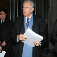 Foto Nicoloro G. 01/02/2011 Milano Commemorazione in Universita' Bocconi della figura dell' ex ministro del Tesoro Tommaso Padoa Schioppa alla presenza del Capo dello Stato. nella foto Mario Monti