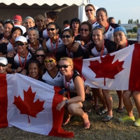 Foto Nicoloro G.  07/09/2014   Ravenna   Giornata conclusiva della nona edizione dell' IDBF,  Campionati Mondiali per club di Dragon Boat. Partecipano 27 nazioni, 5300 atleti, 129 club che gareggeranno nelle tre categorie Open maschili, femminili e misti. nella foto atlete del Canada in posa per ricordare la vittoria nella loro categoria.