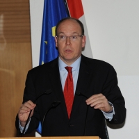 Foto Nicoloro G. 06/03/2012 Milano Conferenza all' Universita' Bicocca sul tema " La protezione del Mar Mediterraneo dall' inquinamento. I risultati conseguiti e le sfide future " con la partecipazione del principe Alberto II di Monaco che, con la Fondazione a lui intitolata, e' impegnato a contrastare le minacce poste all' ambiente del nostro pianeta. nella foto Il Principe Alberto II di Monaco