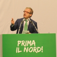 Foto Nicoloro G. 01/07/2012 Assago (Milano) Si e’ concluso al Forum di Assago il Congresso Federale della Lega Nord che ha eletto Roberto Maroni nuovo segretario federale della Lega Nord e ha sancito cosi’ l’ inizio del nuovo corso per il partito. nella foto Roberto Maroni