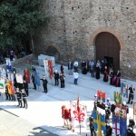 Foto Nicoloro G.   12/09/2021   Ravenna   Questa giornata segna il culmine delle celebrazioni dei 700 anni dalla morte di Dante. nella foto sul sagrato della basilica di San Francesco le autoritaì' ecclesiastiche attendono l' ingresso in chiesa dei sindaci d' Italia delle autorita' e del pubblico per la solenne messa.