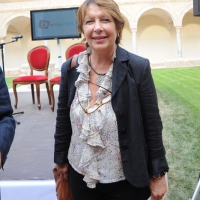 Foto Nicoloro G. 08/09/2011 Ravenna Sotto l’ alto patronato del presidente della Repubblica Italiana si inaugura questa sera negli antichi Chiostri francescani il festival che per tre giorni, 8-9 e 10 settembre, sara’ dedicato a Dante Alighieri, il padre della lingua italiana. E sara’ proprio un convegno sulla lingua delle Costituzioni italiane dal 1848 al 2011 ad aprire la rassegna dantesca. nella foto Nicoletta Maraschi