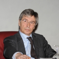 Foto Nicoloro G. 09/11/2011 Rimini Quindicesima edizione di ” Ecomondo “, Fiera Internazionale del Recupero di Materia ed Energia e dello Sviluppo Sostenibile. nella foto Vasco Errani