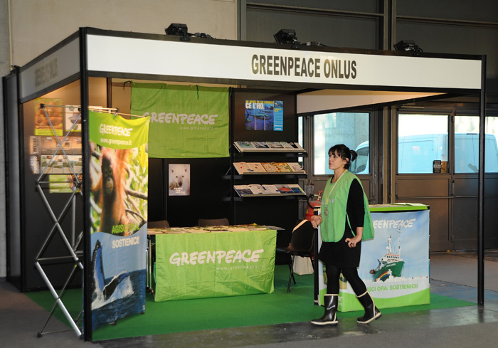 Foto Nicoloro G. 07/11/2012 Rimini Sedicesima edizione di Ecomondo, Stati Generali della Green Economy, ovvero Fiera Internazionale del recupero di Materia ed Energia e dello Sviluppo Sostenibile. nella foto Lo stand di GREENPEACE