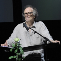 Foto Nicoloro G. 2010/07/17 Milano Al Teatro Dal Verme Undicesima edizione di " La Milanesiana ", che ha per tema " Il paradosso ". Decima serata della rassegna di musica e letteratura. nella foto Enrico Ghezzi