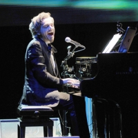 Foto Nicoloro G. 2010/07/15  Milano  Al Teatro Dal Verme Undicesima edizione di " La Milanesiana ", che ha per tema " Il paradosso ". Ottava serata della rassegna di musica e letteratura. nella foto Marco Castoldi/Morgan