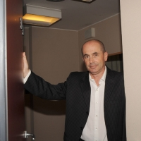 Foto Nicoloro G. 2010/07/08 Milano Al Teatro Dal Verme Undicesima edizione di " La Milanesiana ", che ha per tema " Il paradosso ". Prima serata della rassegna di musica e letteratura. nella foto Don Winslow