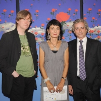 Foto Nicoloro G. 2010/07/13 Milano Al Teatro Dal Verme Undicesima edizione di " La Milanesiana ", che ha per tema " Il paradosso ". Sesta serata della rassegna di musica e letteratura. nella foto Michel Faber – Elisabetta Sgarbi – Ildefonso Falcones