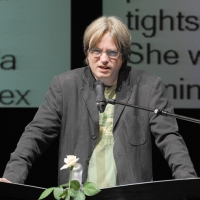 Foto Nicoloro G. 2010/07/13 Milano Al Teatro Dal Verme Undicesima edizione di " La Milanesiana ", che ha per tema " Il paradosso ". Sesta serata della rassegna di musica e letteratura. nella foto Michel Faber